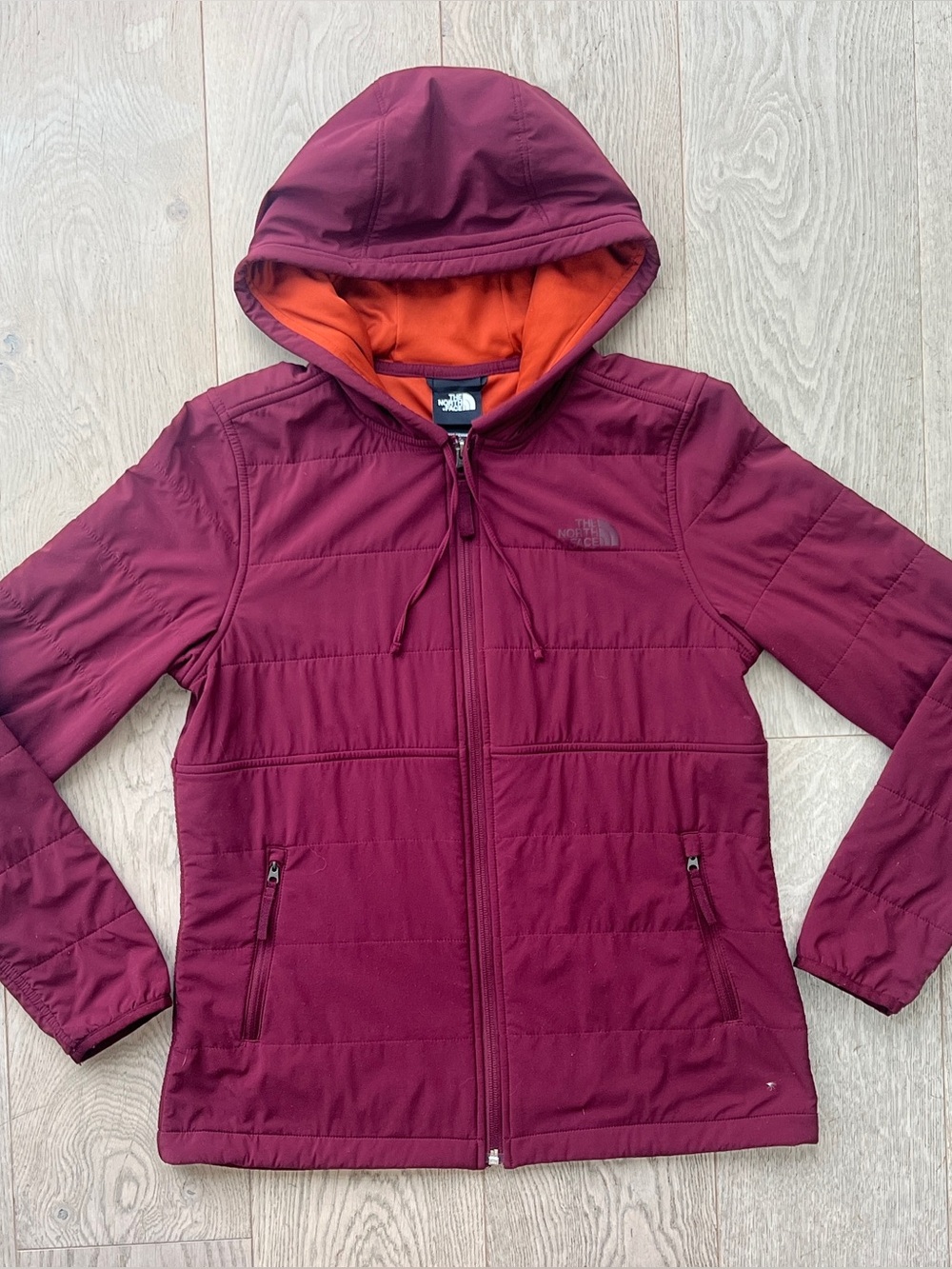 The North Face Women’s Size S Insulated Hooded Jacket Burgundy Orange